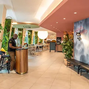 Ibis Styles Meteor Avenue D'italie Szálloda